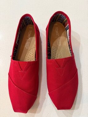 Toms Red Canvas Alpagarta Slip-On Shoes Flats Size 8 1/2